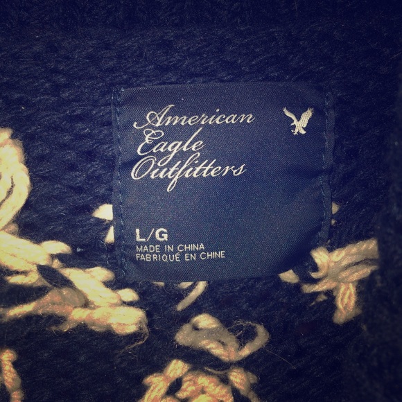 American Eagle Sweater - Picture 2 of 3